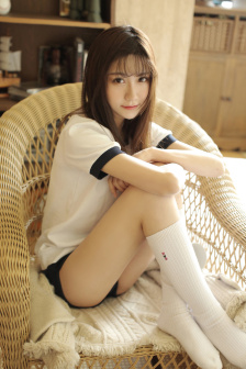 《蜜汁樱桃》作者:苦咖啡